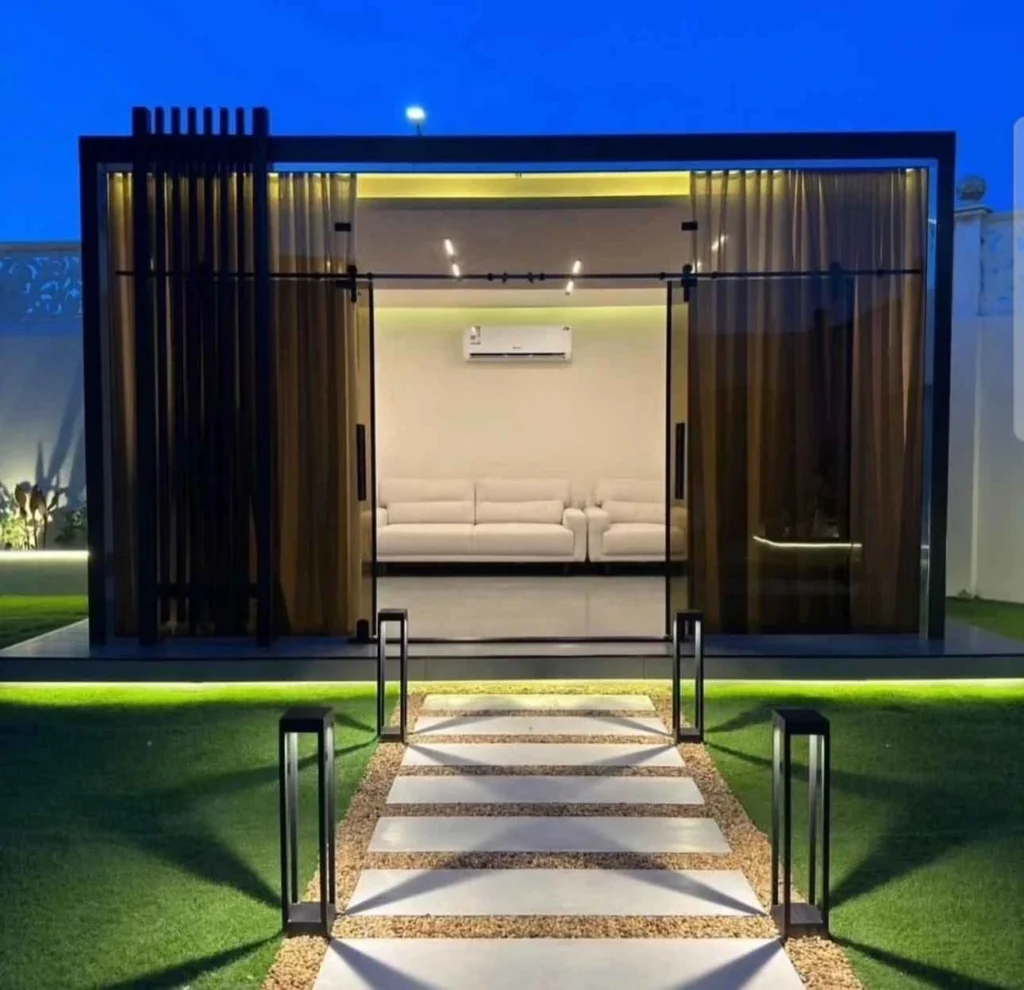 غرف زجاجية جاهزة